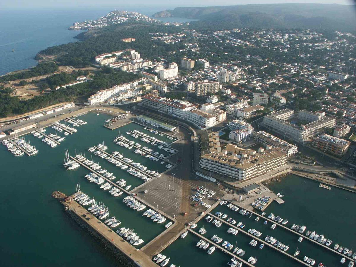 Jamaica Lägenhet L' Escala Exteriör bild